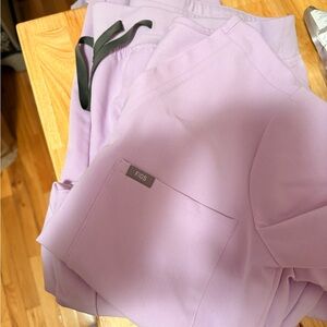 Figs Lavender Purple Scrub Set